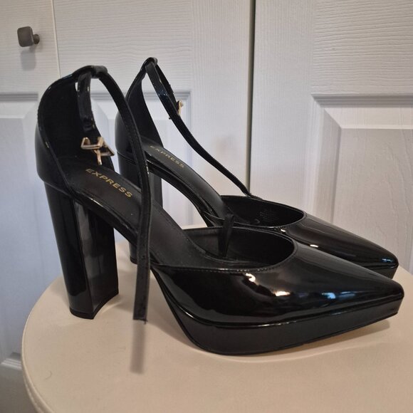 Express Black Block Heels - Picture 1 of 4